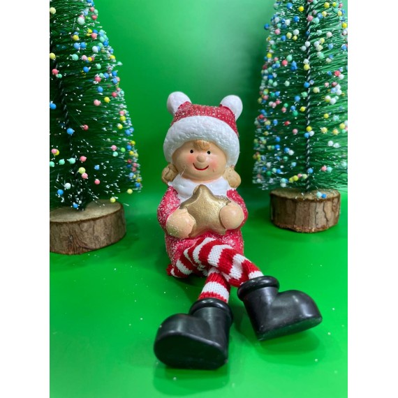 Կերամիկաից աղջիկ նստած 